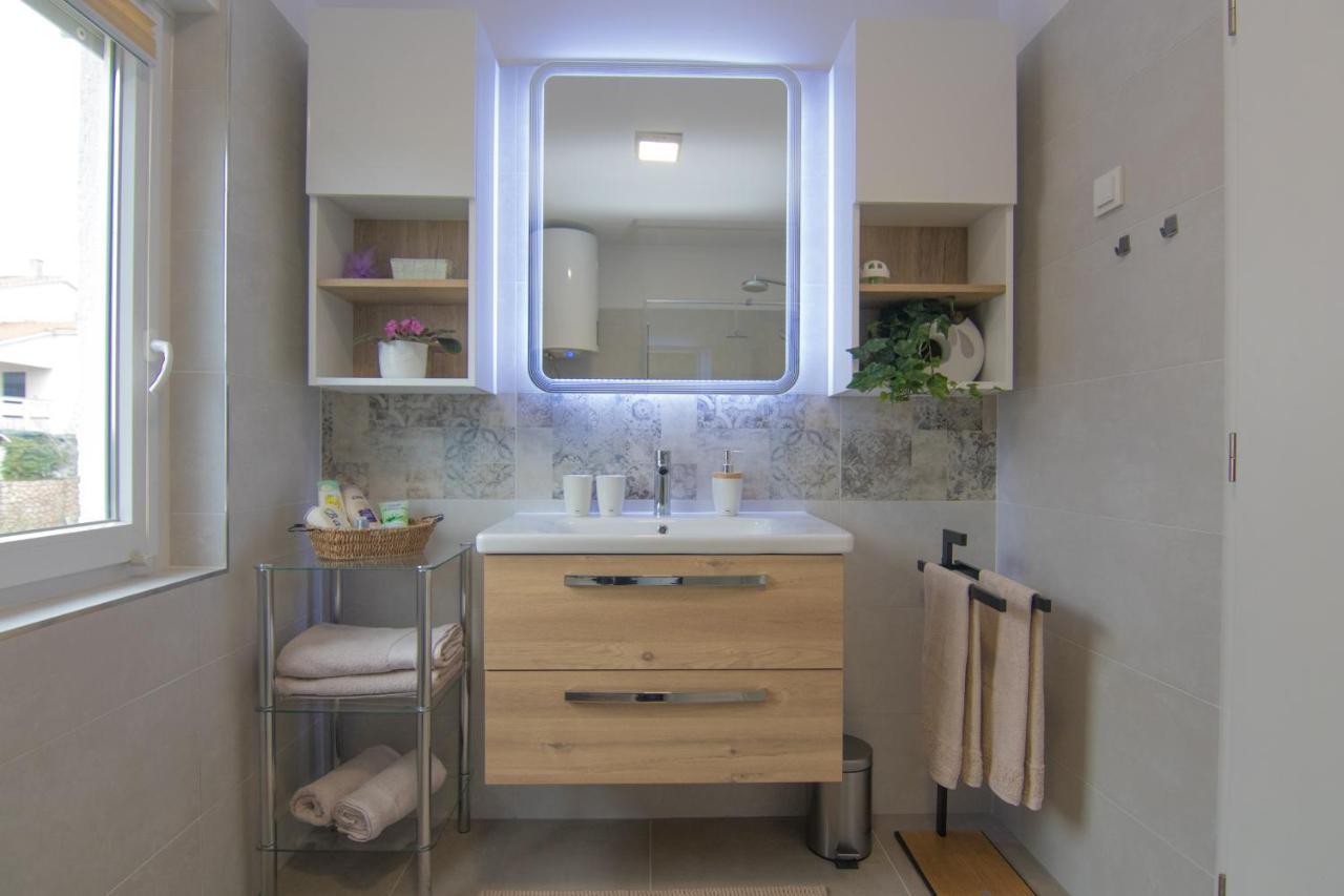 Apartment Neda Krk Town Extérieur photo