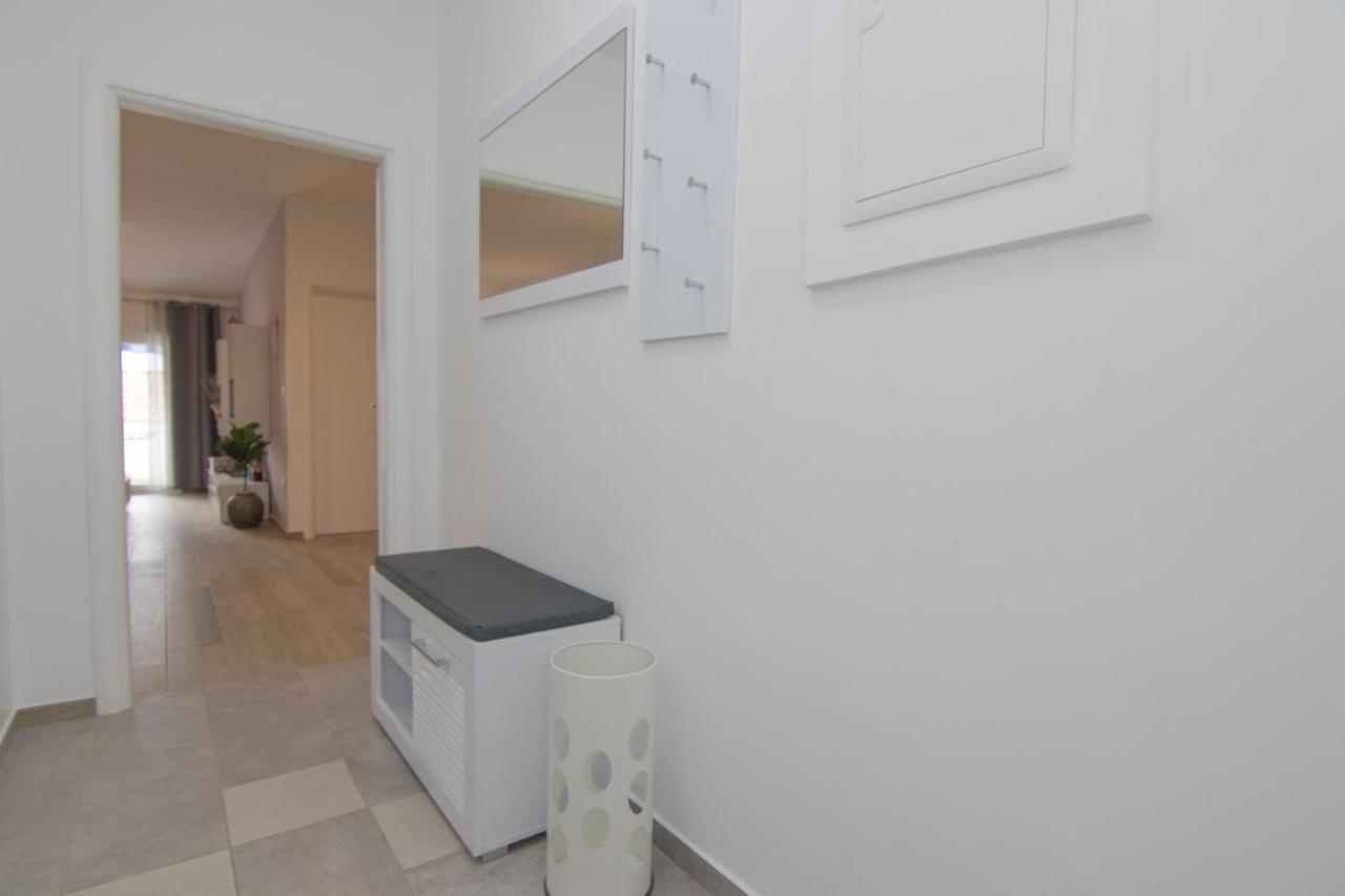 Apartment Neda Krk Town Extérieur photo
