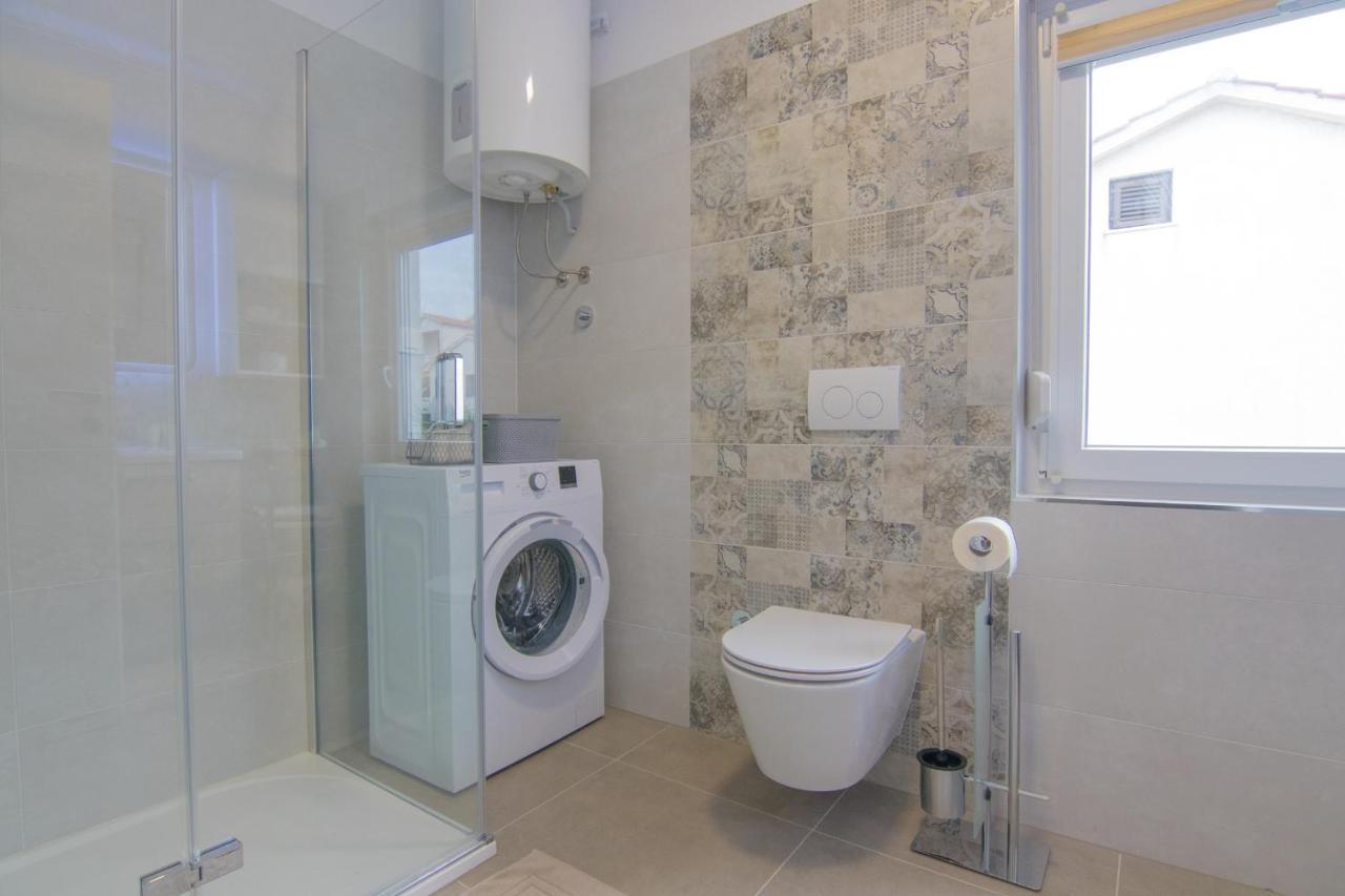 Apartment Neda Krk Town Extérieur photo